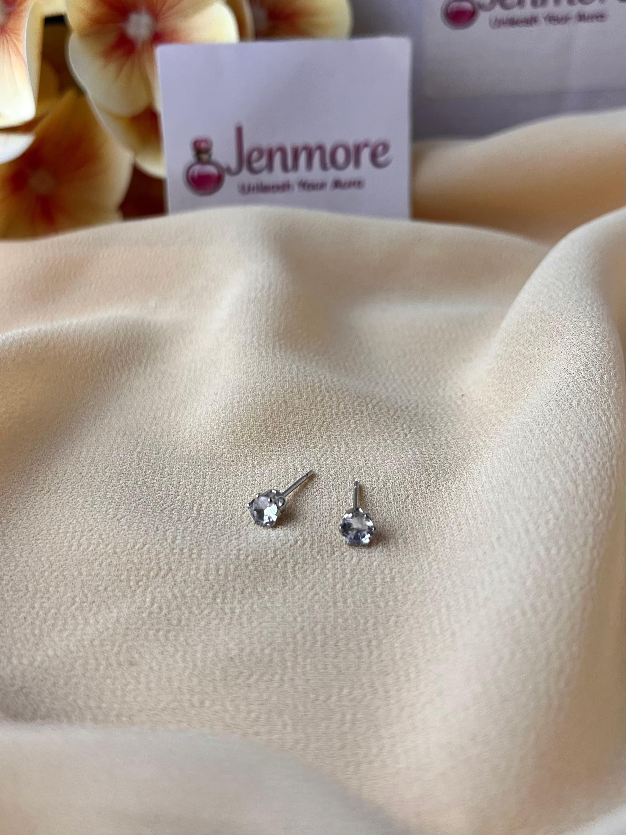 Jenmore Sweetheart Prism Clear Heart Crystal Stud Earrings