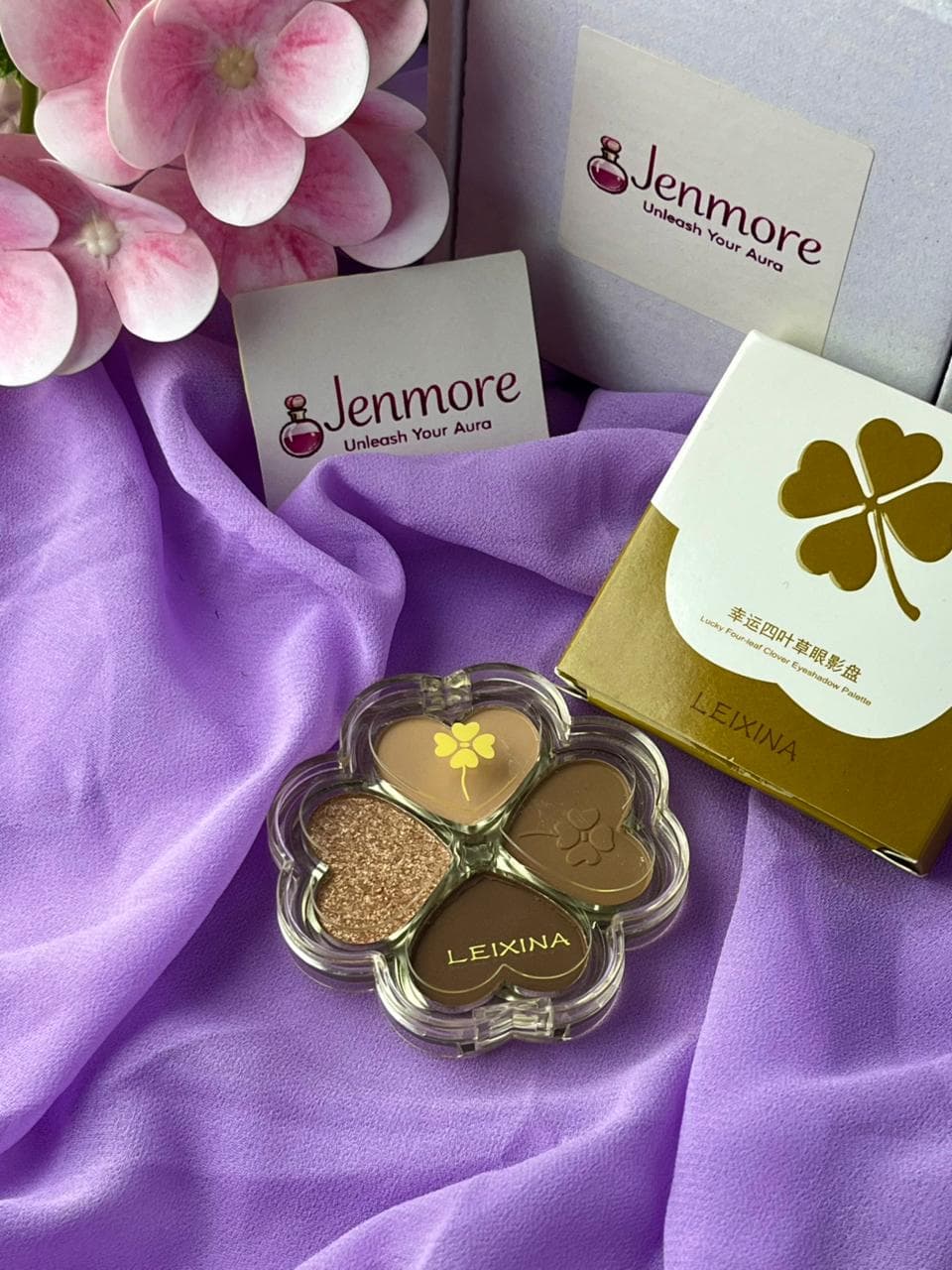 LEXNIA Flower Eyeshadow Pallet — view 5