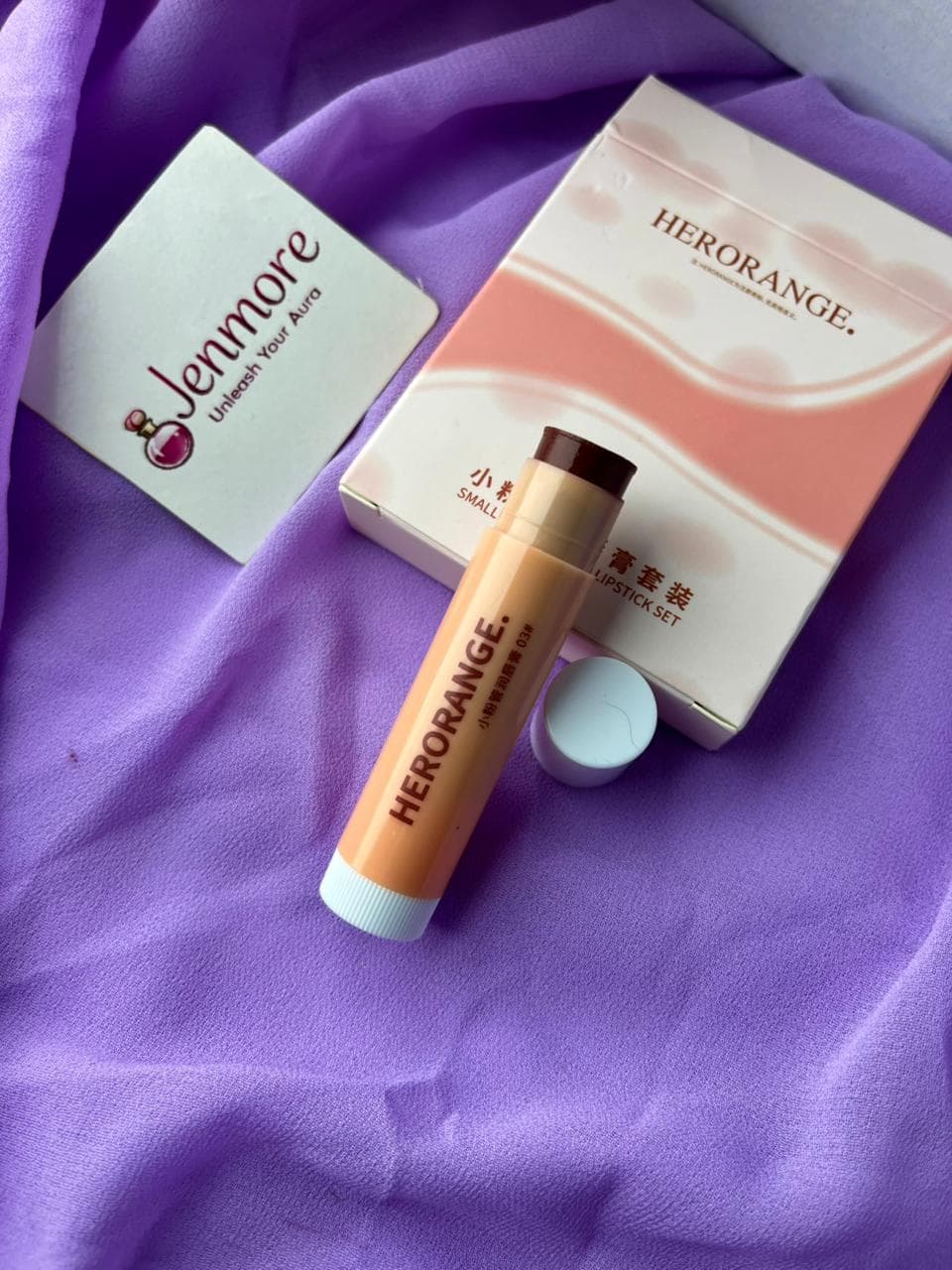 HERORANGE Small Powder Tube Lipstick & Hydrating Lip Balm 4-Piece Set — view 5