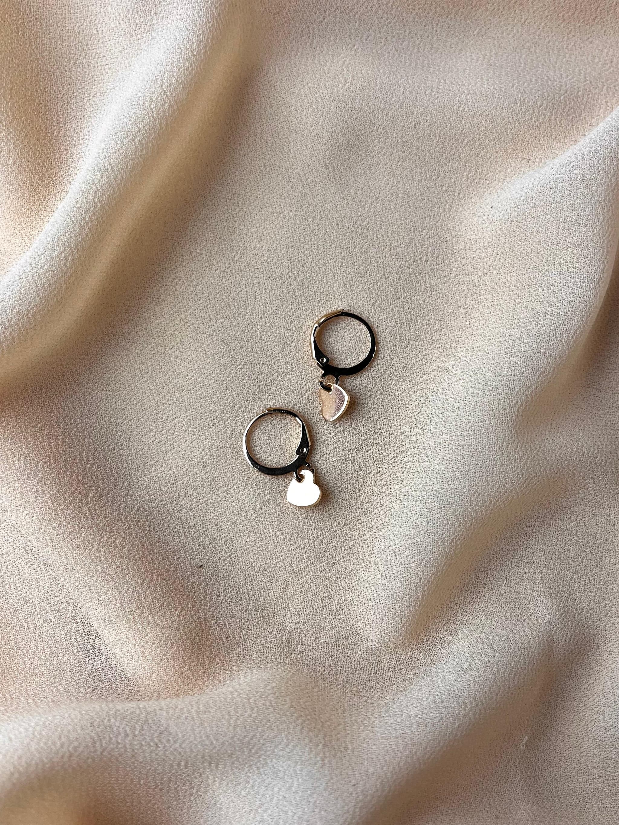 Jenmore Minimalist Flat Disc Heart Leverback Drop Earrings