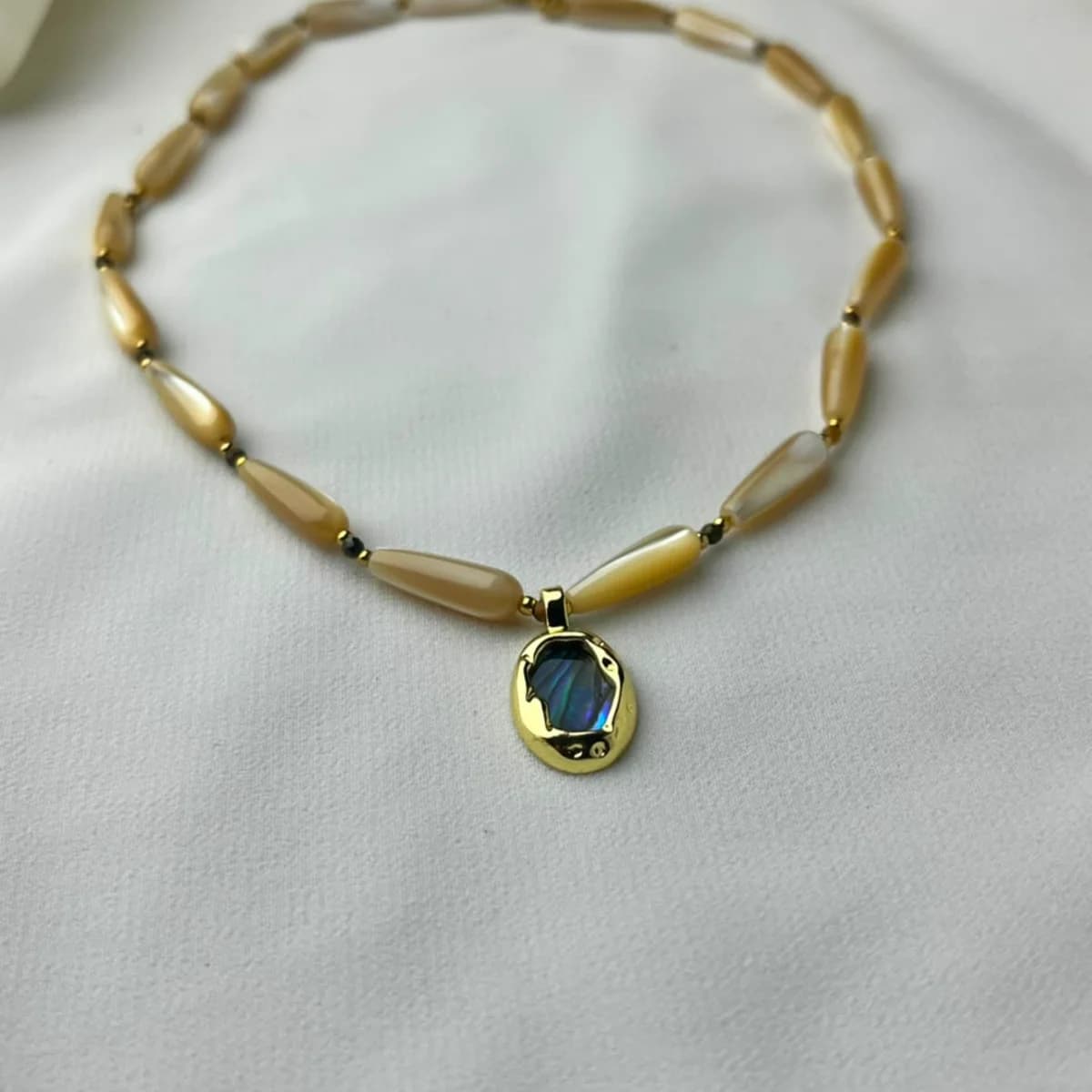 Jenmore Vintage Iridescence Liquid Gold Meridian Necklace — view 2