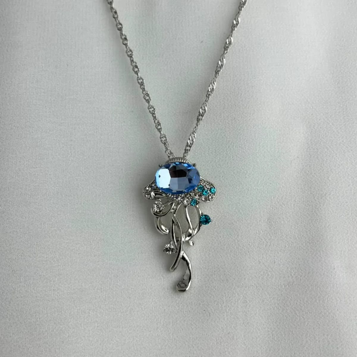 Jenmore Oceanic Drifter Silver Jellyfish Necklace — view 2
